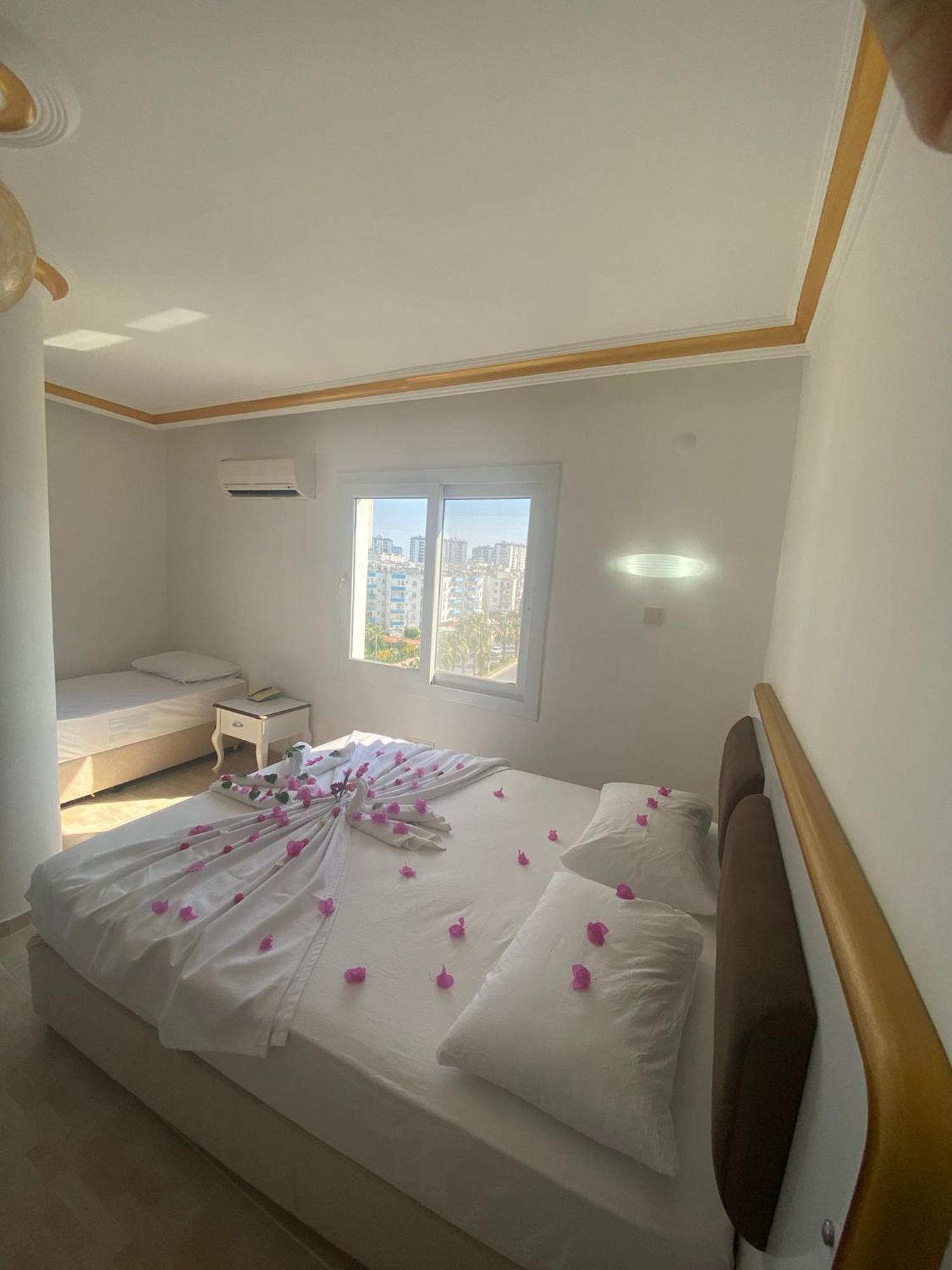 Jasmin Blue Otel シリフケ エクステリア 写真