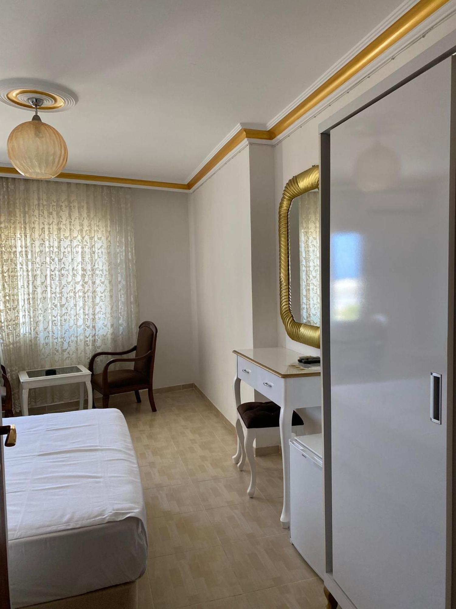 Jasmin Blue Otel シリフケ エクステリア 写真