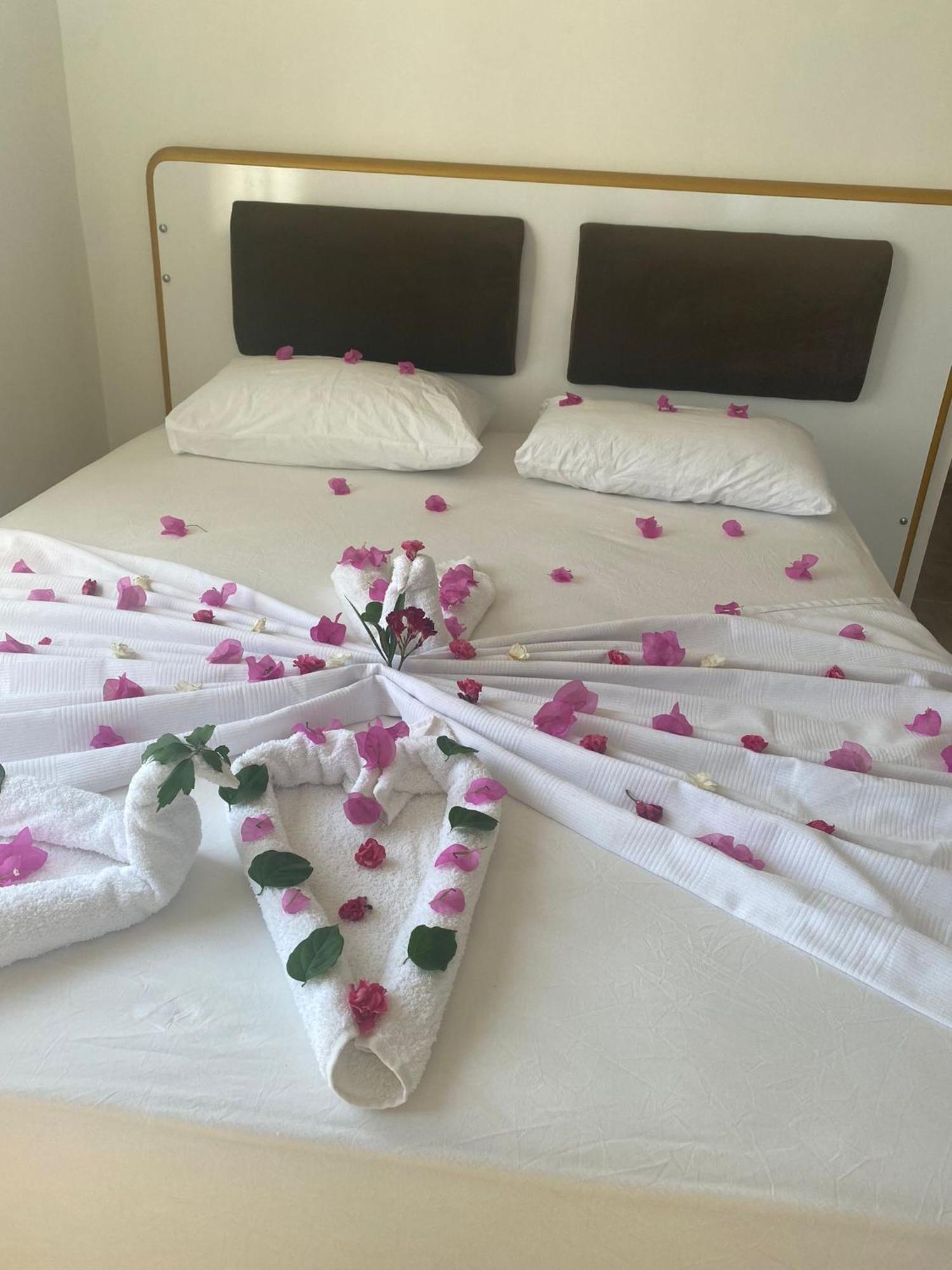 Jasmin Blue Otel シリフケ エクステリア 写真